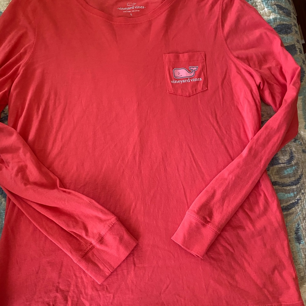 Vineyard Vines women’s tee